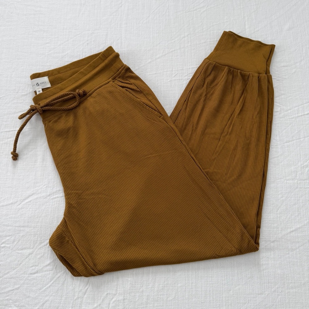 Lou & Grey Ribbed Knit Jogger Pants New with Tags